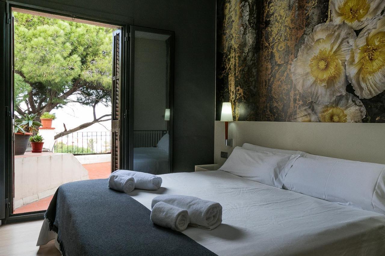 Hotel El Castell Sant Boi de Llobregat Ngoại thất bức ảnh