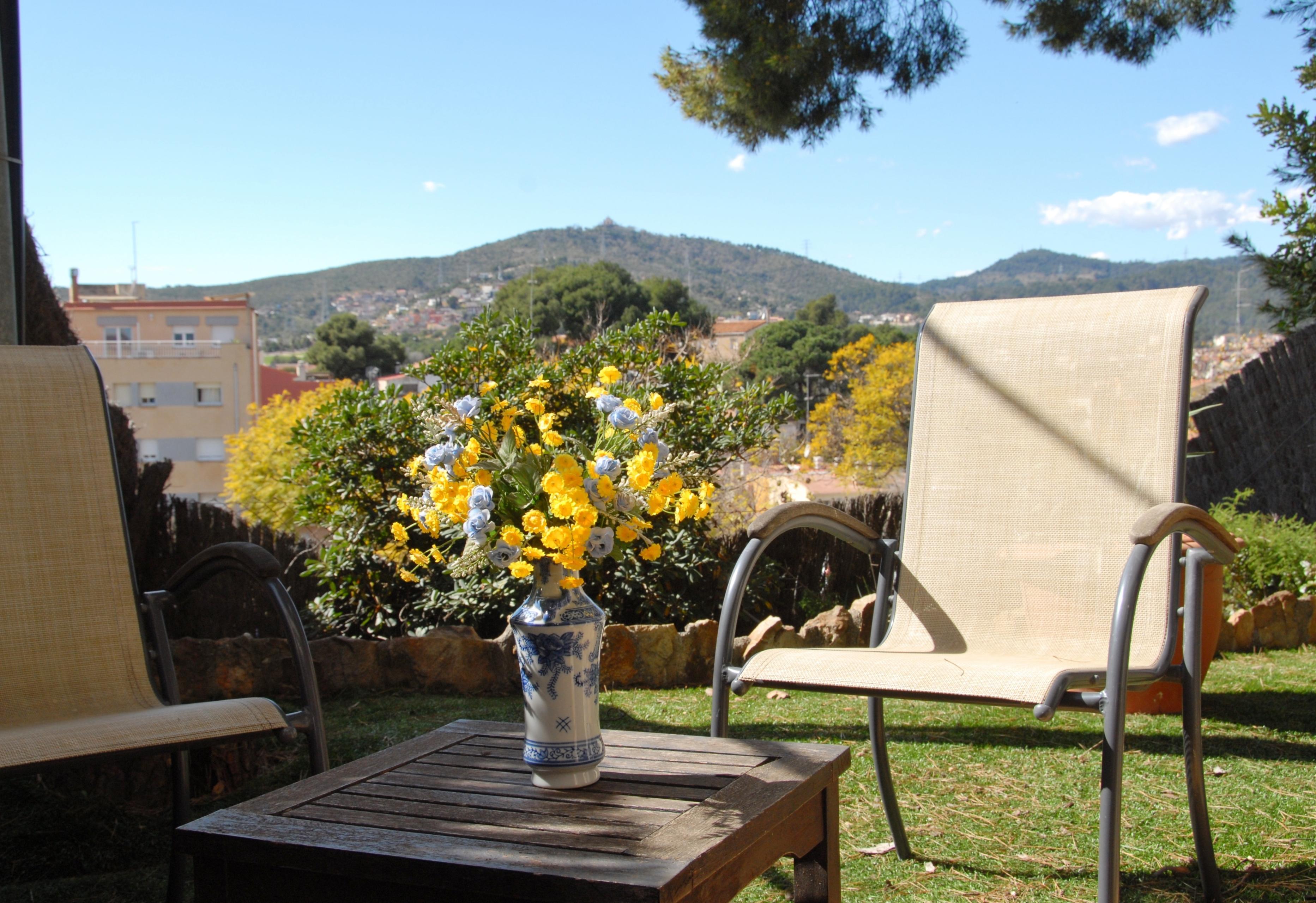Hotel El Castell Sant Boi de Llobregat Ngoại thất bức ảnh