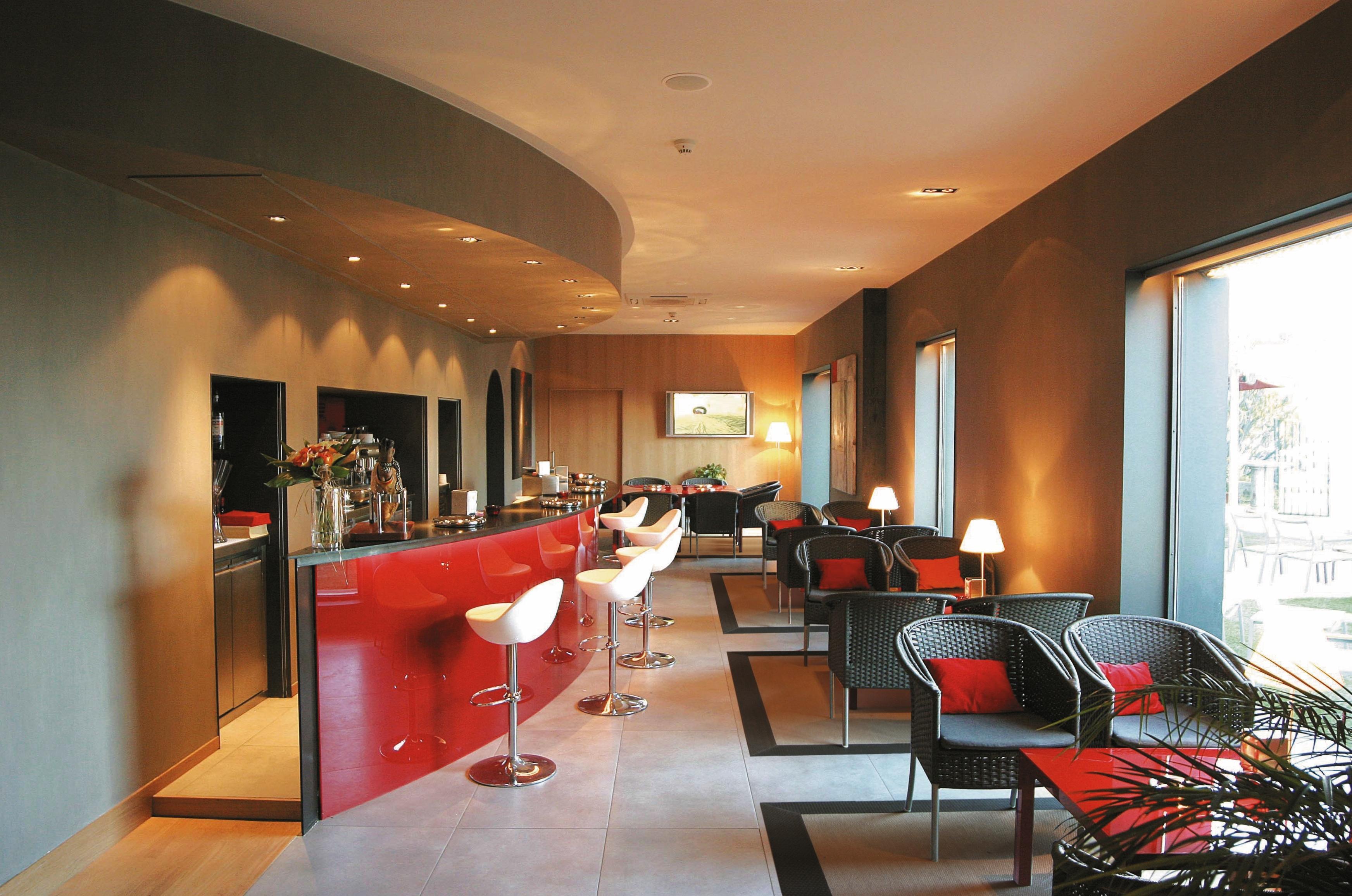 Hotel El Castell Sant Boi de Llobregat Ngoại thất bức ảnh