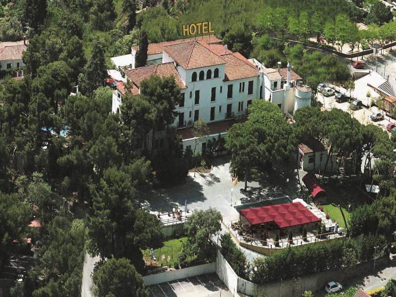 Hotel El Castell Sant Boi de Llobregat Ngoại thất bức ảnh